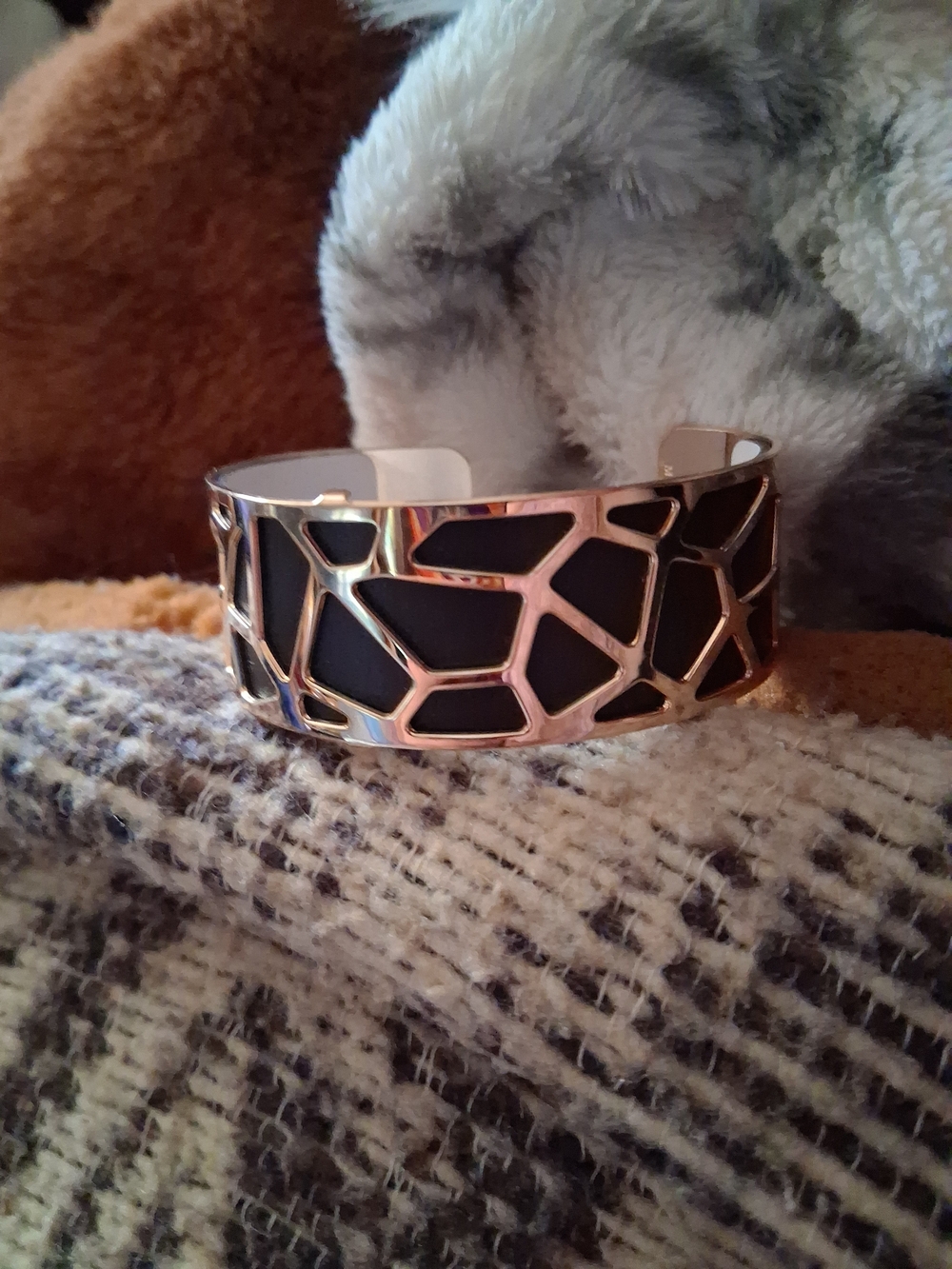 LES GEORGETTES MADE IN FRANCE GOLD TONE GIRAFE CUFF BRACELET